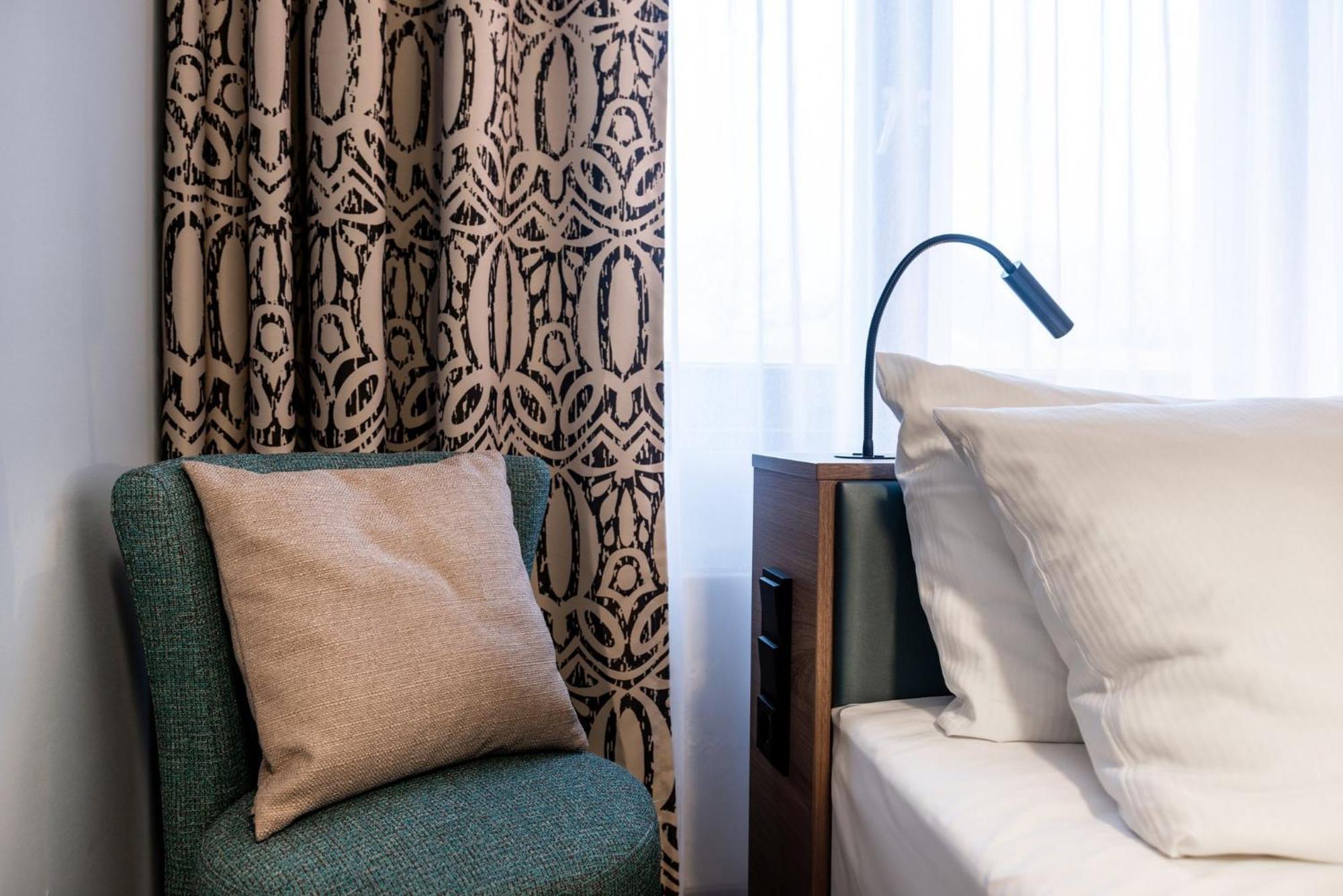 โนวุม โฮเทล ซิตี้นอร์ด Hotel ฮัมบูร์ก ภายนอก รูปภาพ